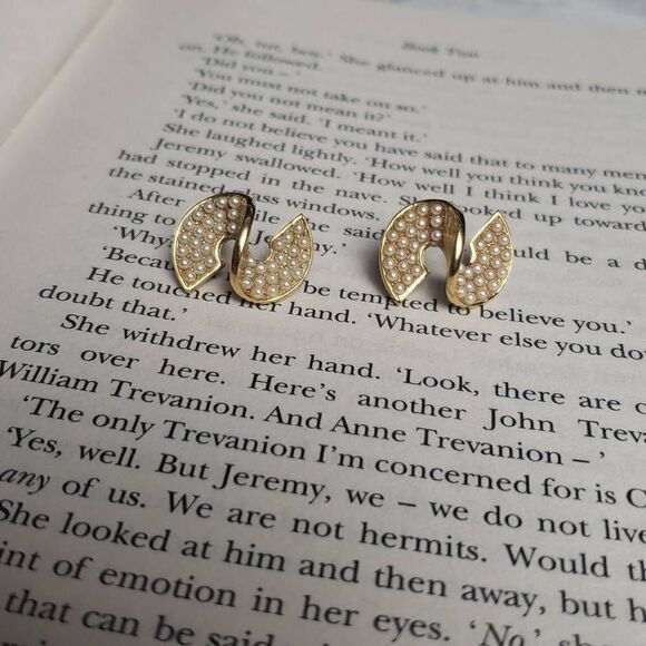 Vintage Givenchy Golden and Pearls Earrings - Picture 1 of 10
